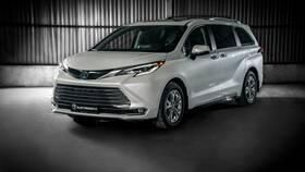 Почему большой расход у Toyota гибрид в Tom Tailor